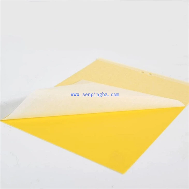 yellow insects trap board
